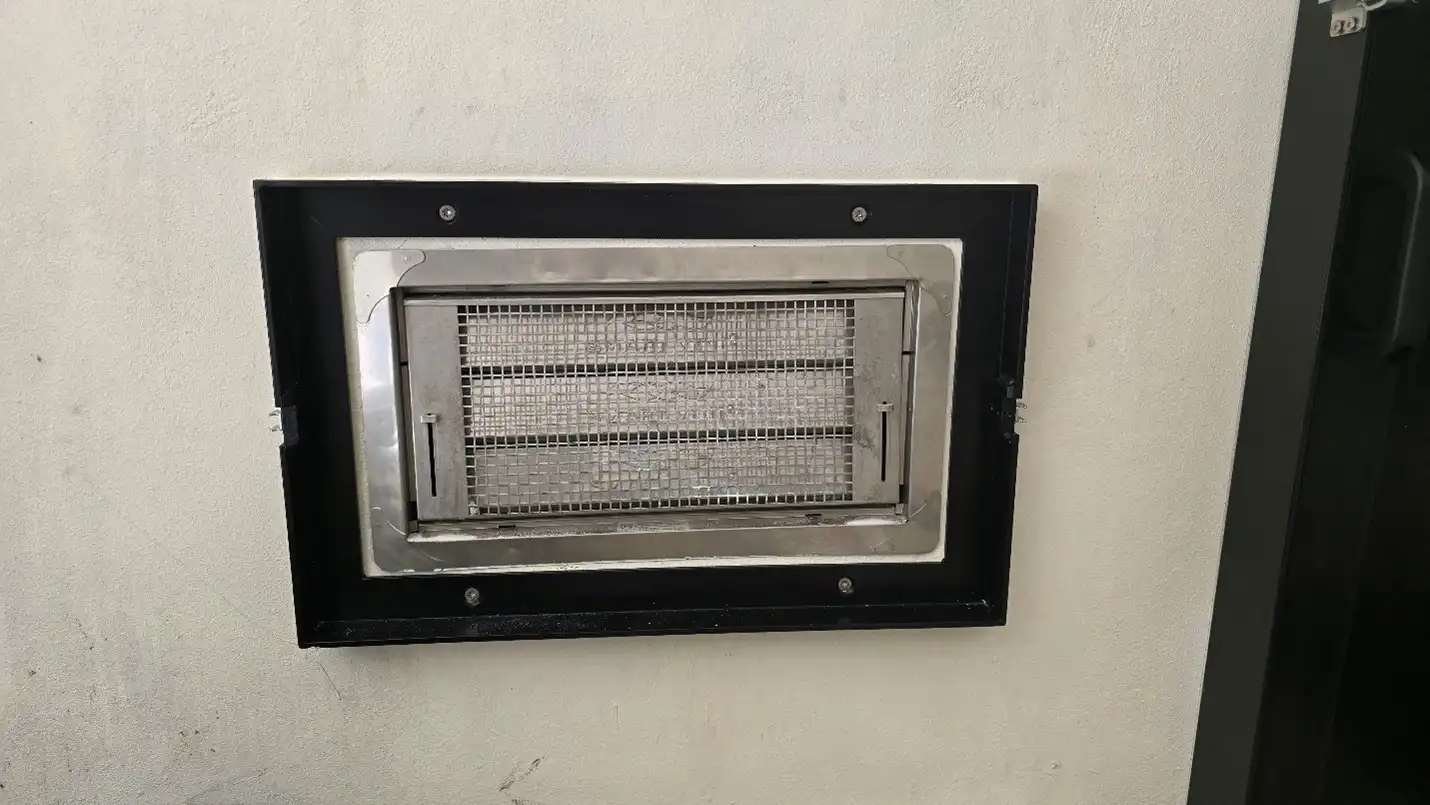 Vent barrier pic1